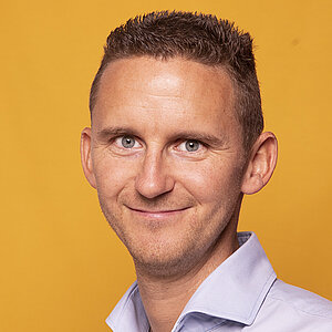 Forstner United Optics Amstetten Team Portrait