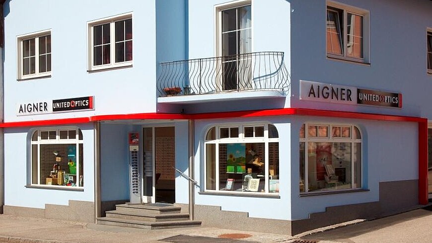 Aigner United Optics Andorf Fassade
