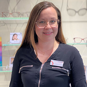 Die Optikerin United Optics Team Portrait Nadine Pest