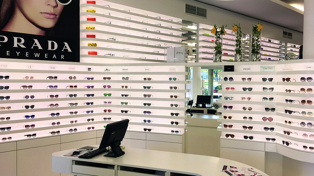 Nitsch United Optics Innenraum