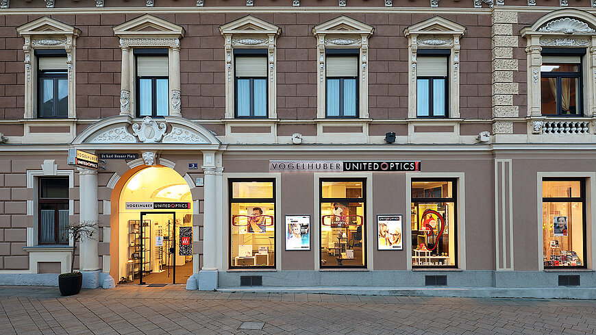 United Optics Vogelhuber Fassade