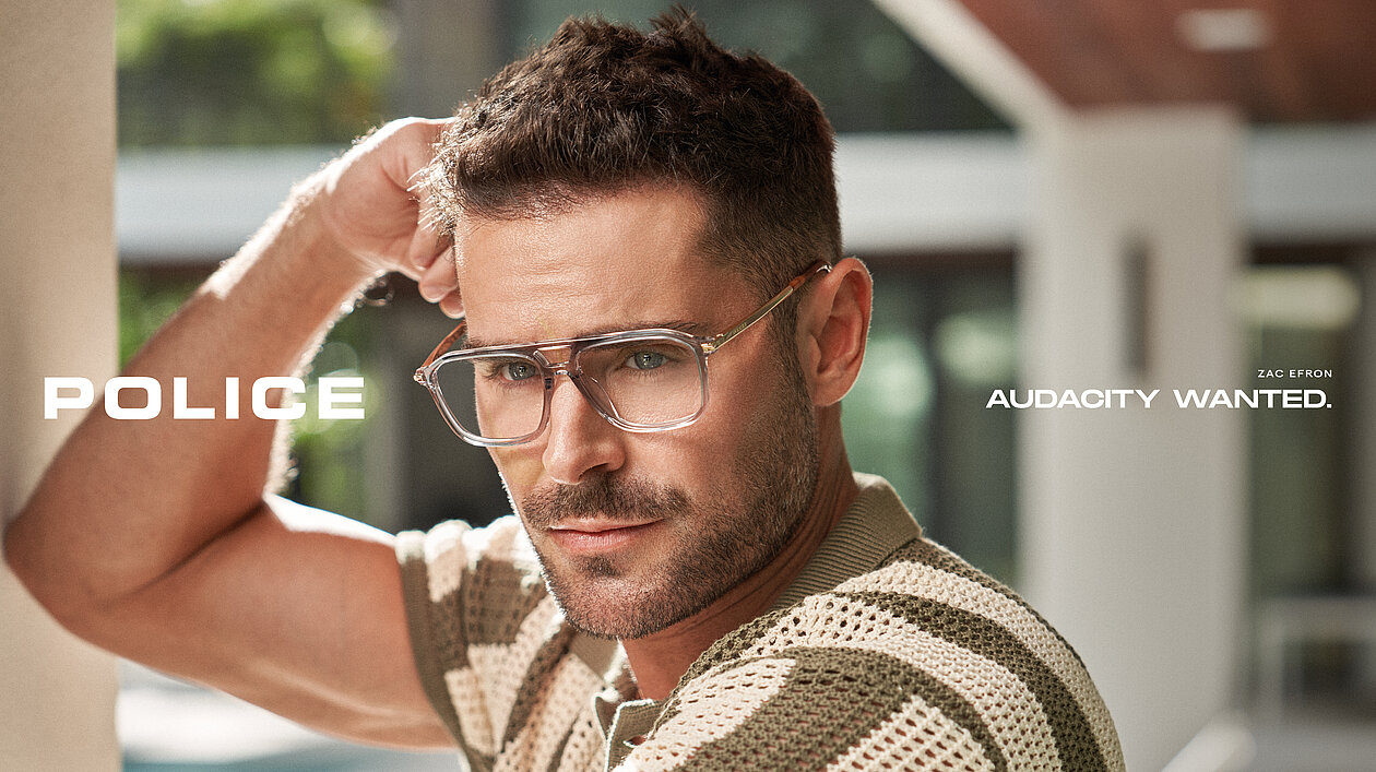 Zac Efron mit einer Police Brille