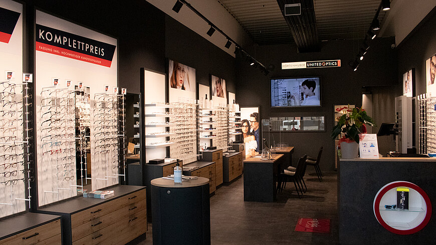 Hörtenhuber United Optics Innenraum